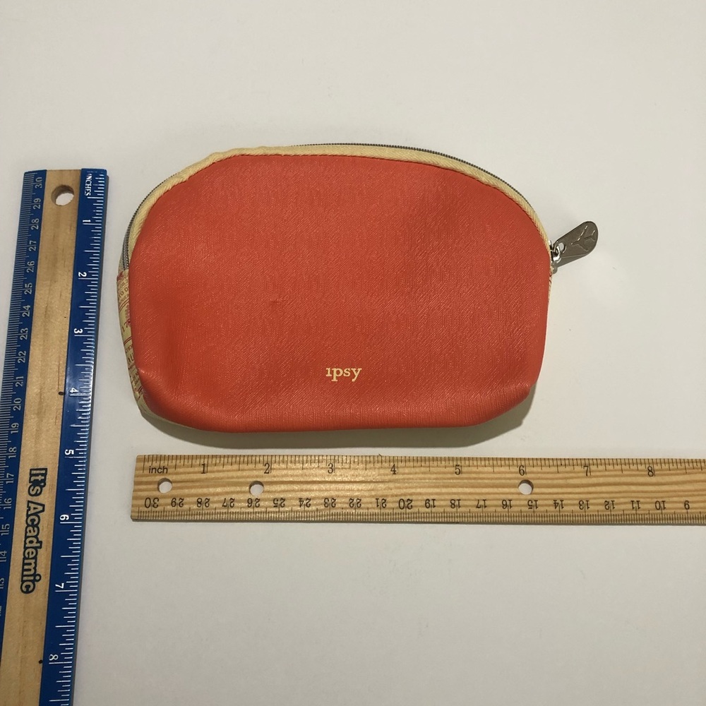Ipsy glam bag